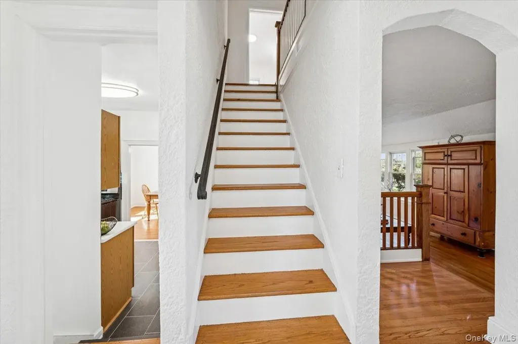 10 Oakland Avenue Yonkers NY 10710