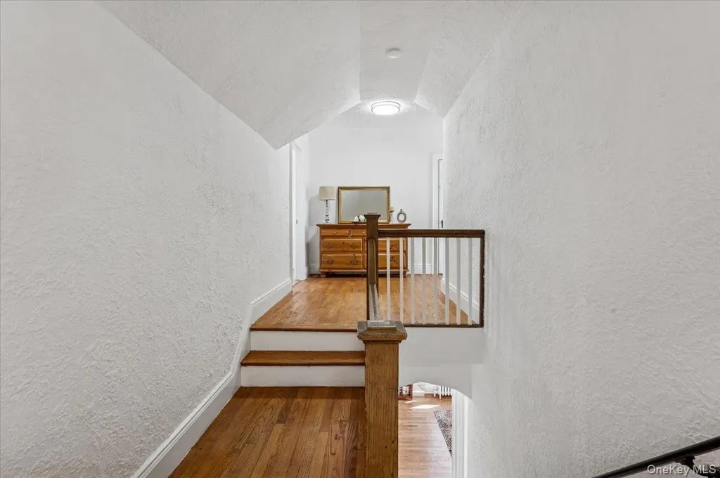 10 Oakland Avenue Yonkers NY 10710