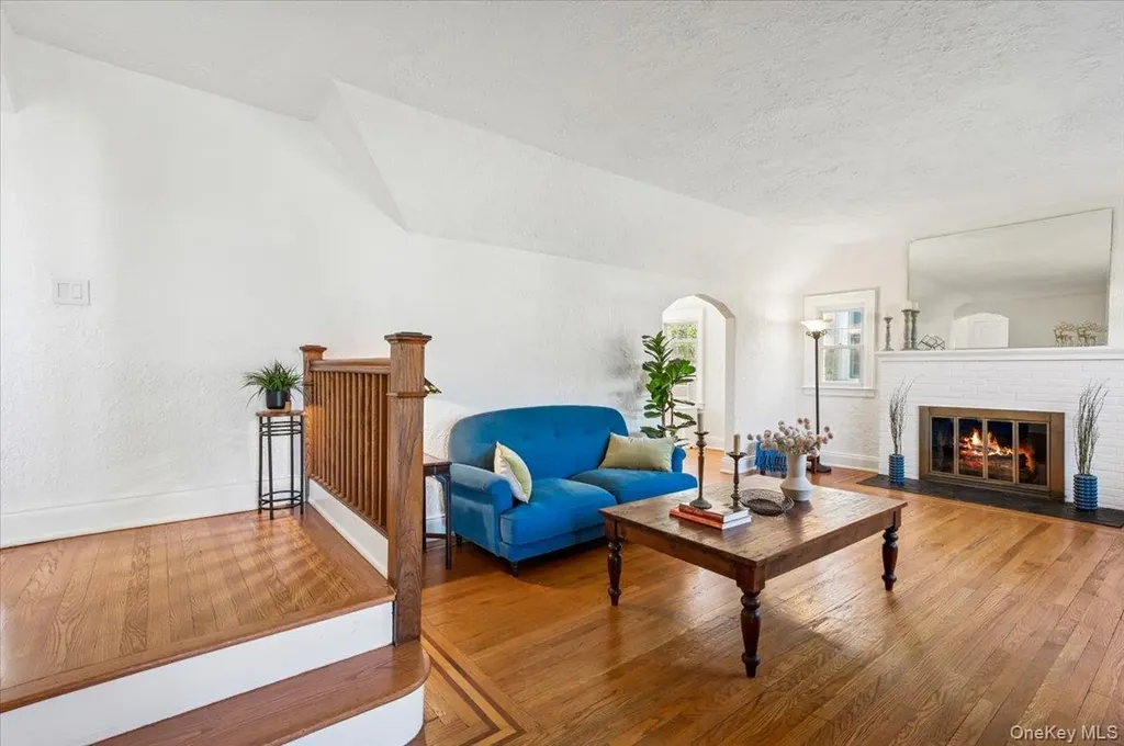 10 Oakland Avenue Yonkers NY 10710