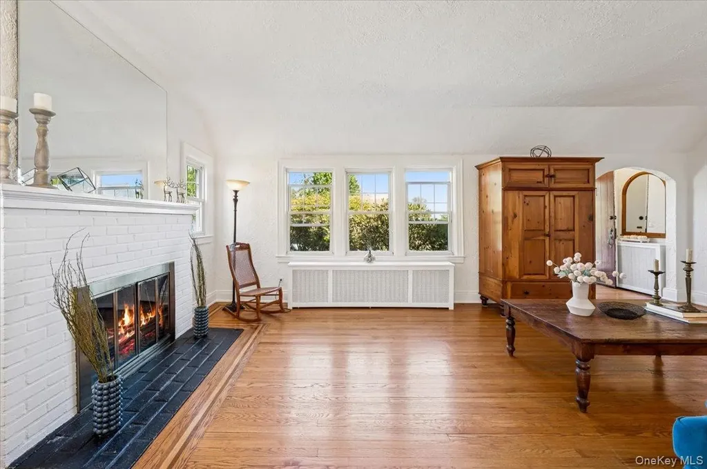 10 Oakland Avenue Yonkers NY 10710