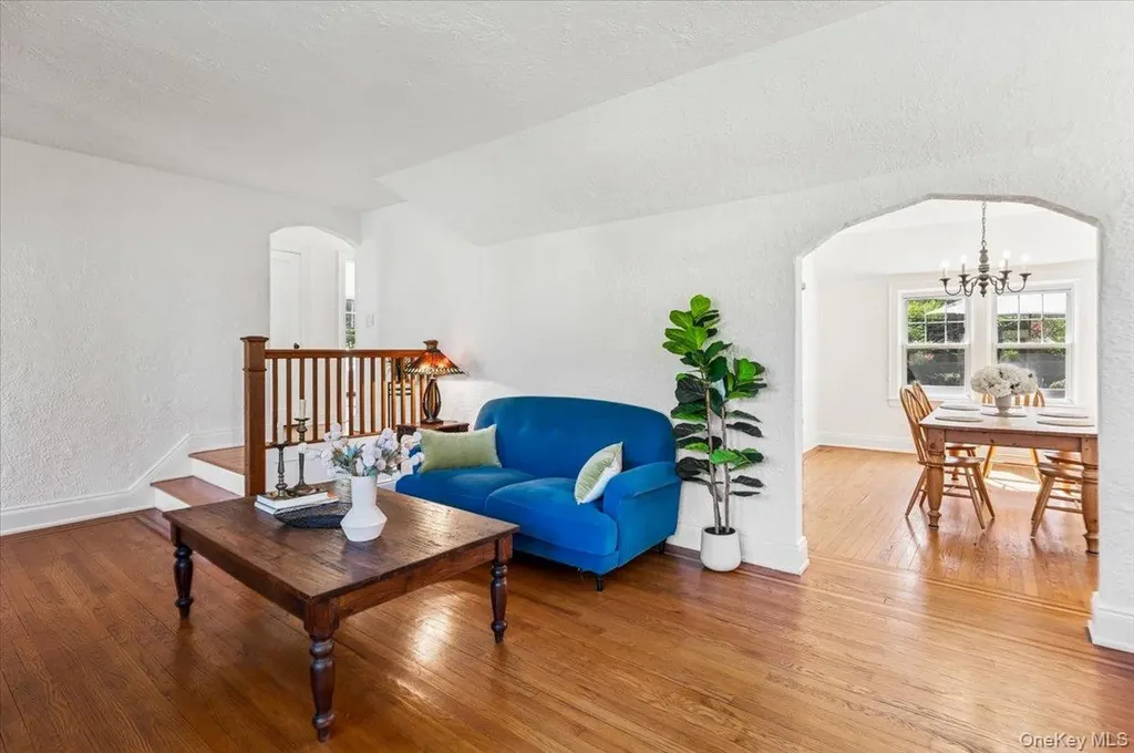 10 Oakland Avenue Yonkers NY 10710
