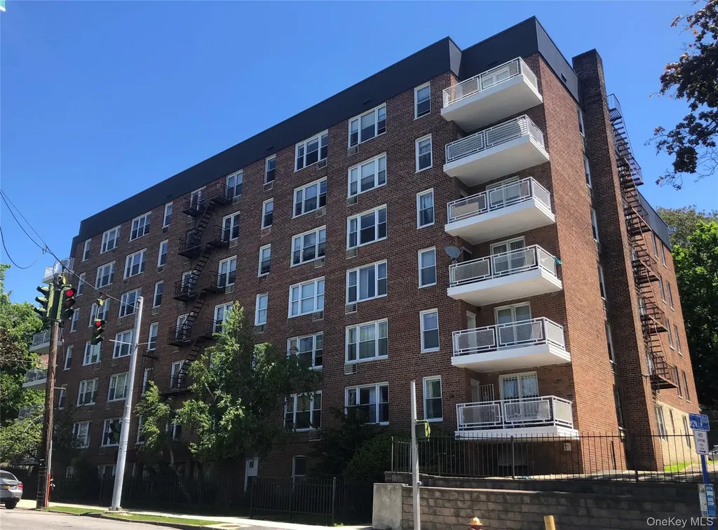 250 North Broadway Yonkers NY 10701