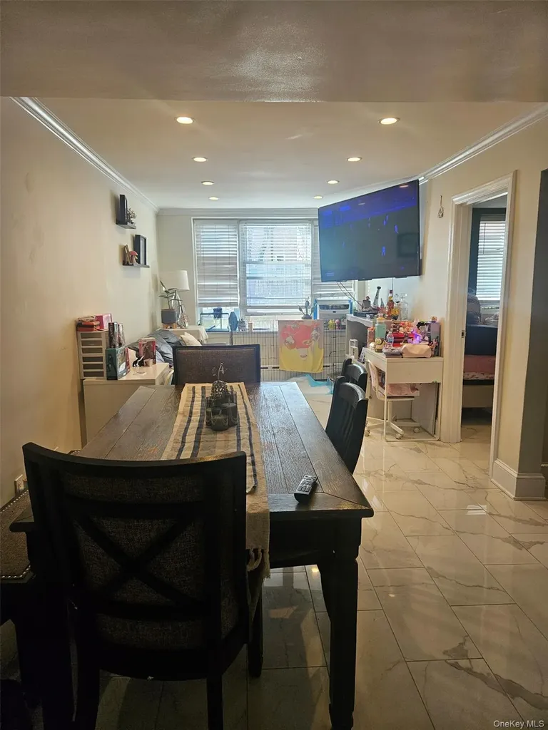 250 North Broadway Yonkers NY 10701