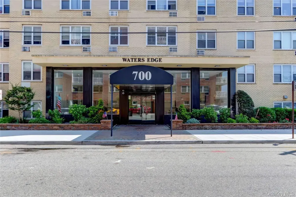 700 Shore Road Long Beach NY 11561
