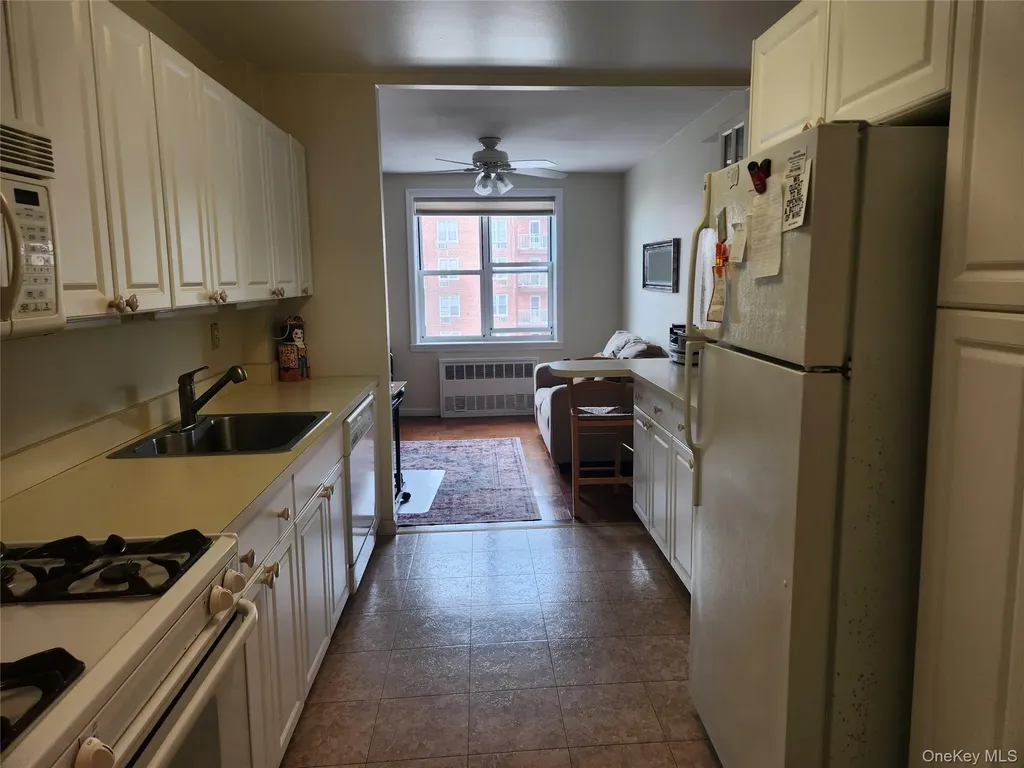 700 Shore Road Long Beach NY 11561