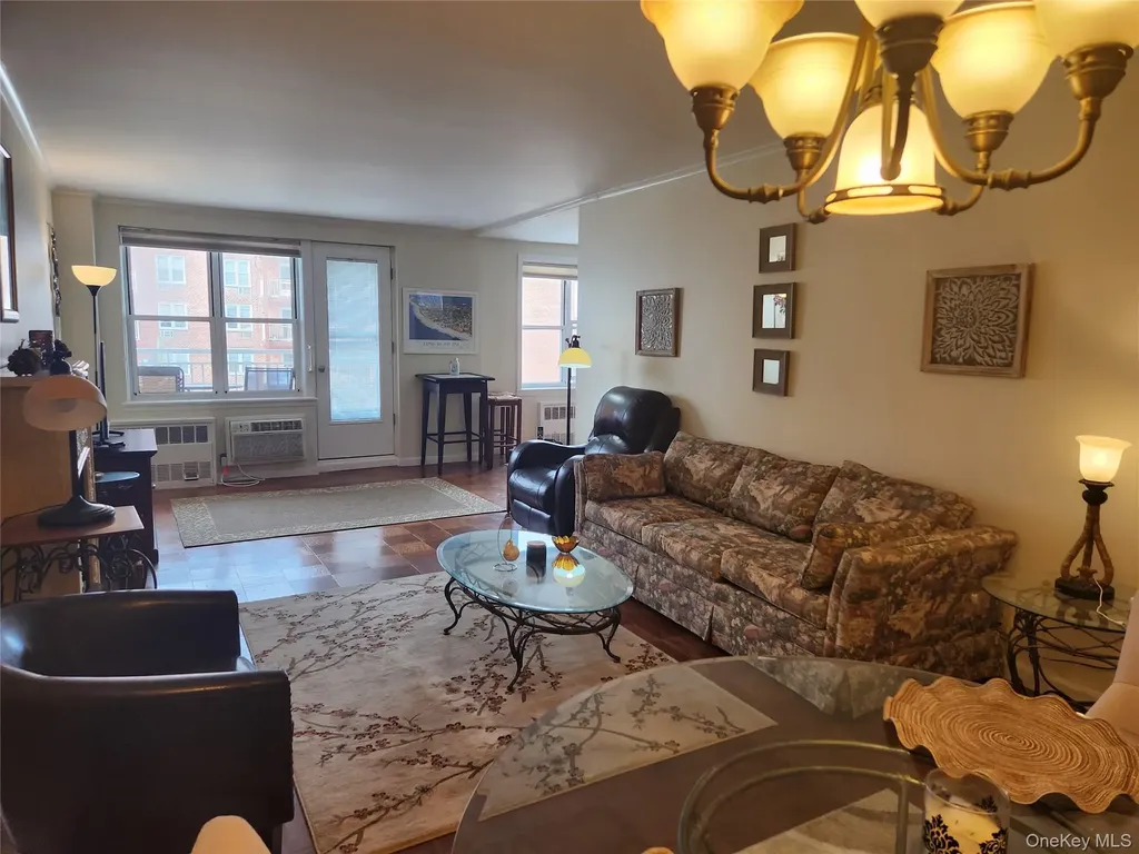 700 Shore Road Long Beach NY 11561