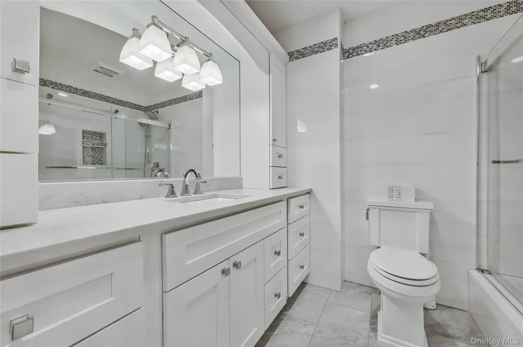 3 Feather Lane Commack NY 11725
