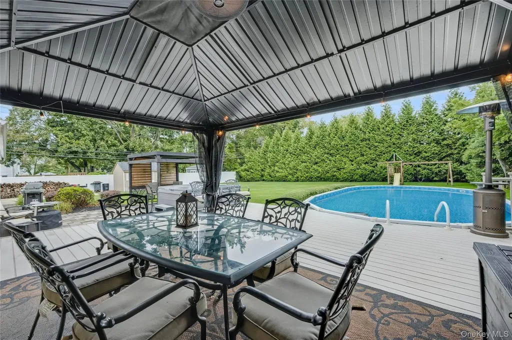 3 Feather Lane Commack NY 11725