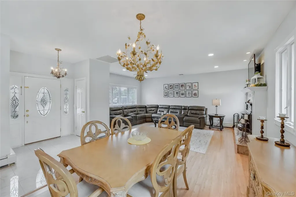 3 Feather Lane Commack NY 11725