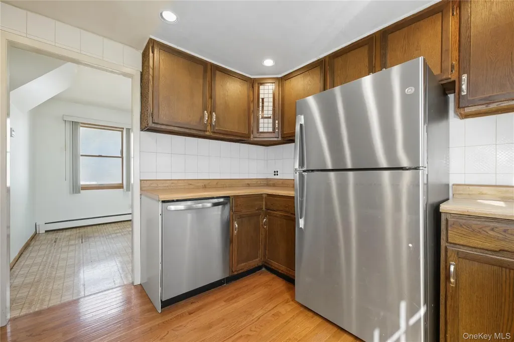 96 Beach Drive Merrick NY 11566