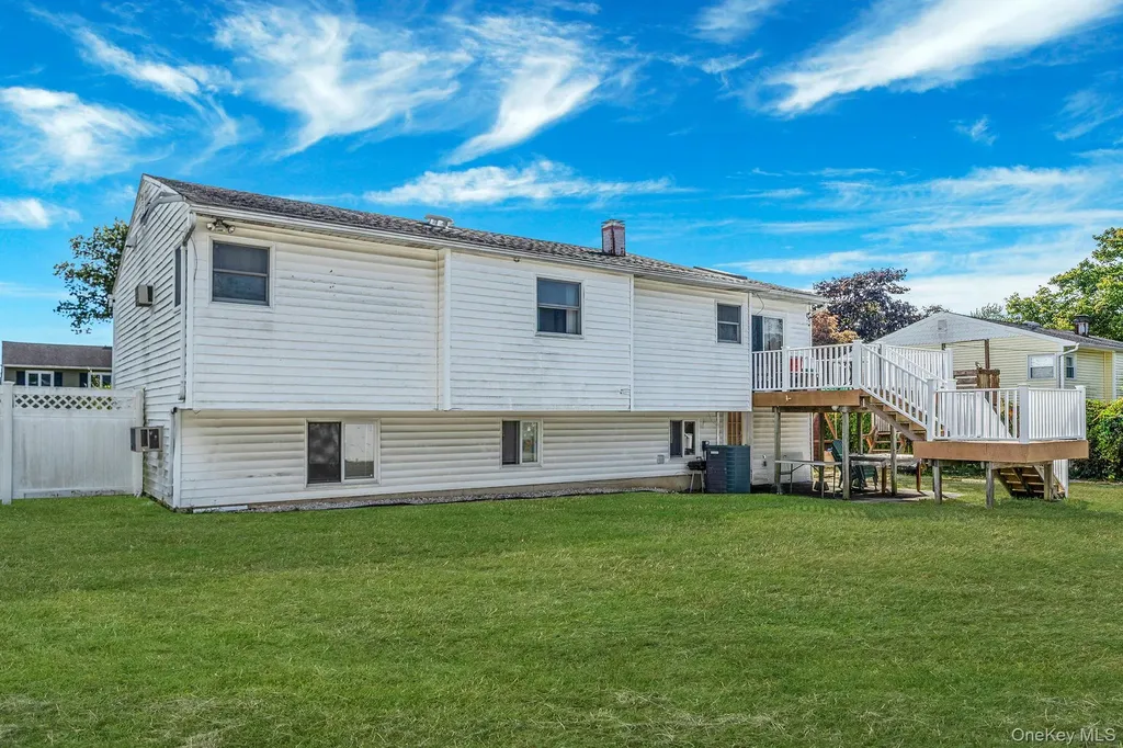 1 Winthrop Street Islip NY 11751