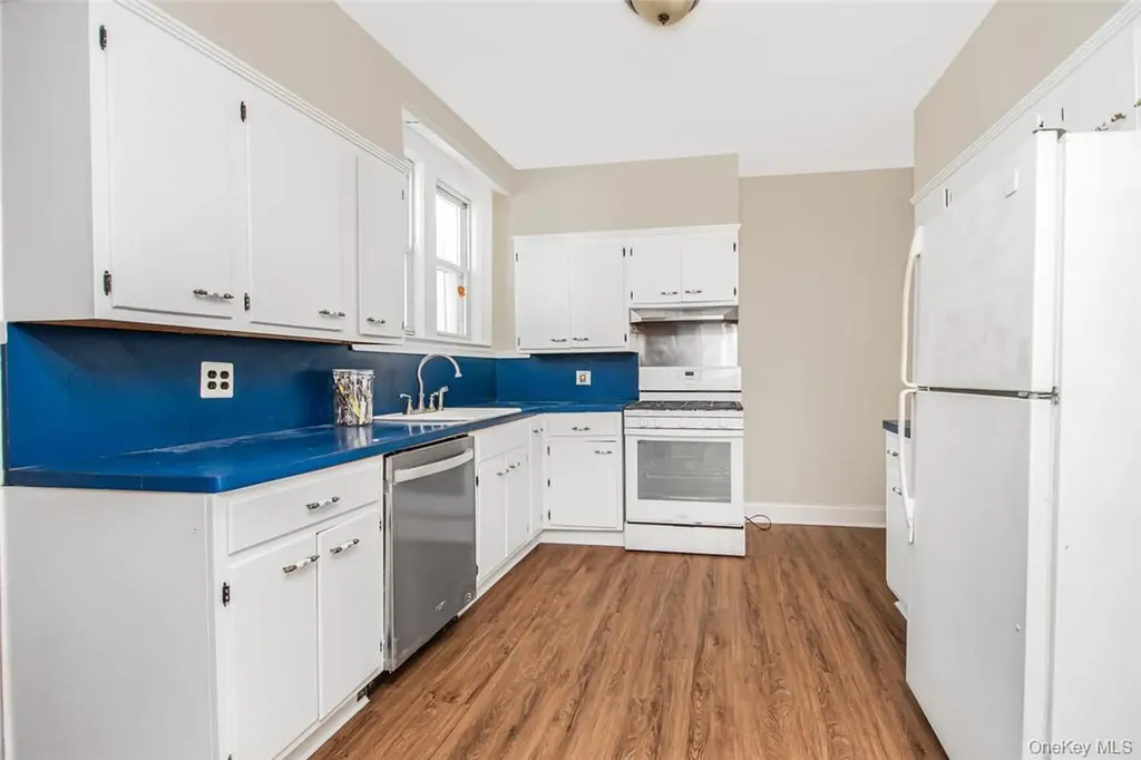 115 East 235th Street Bronx NY 10470