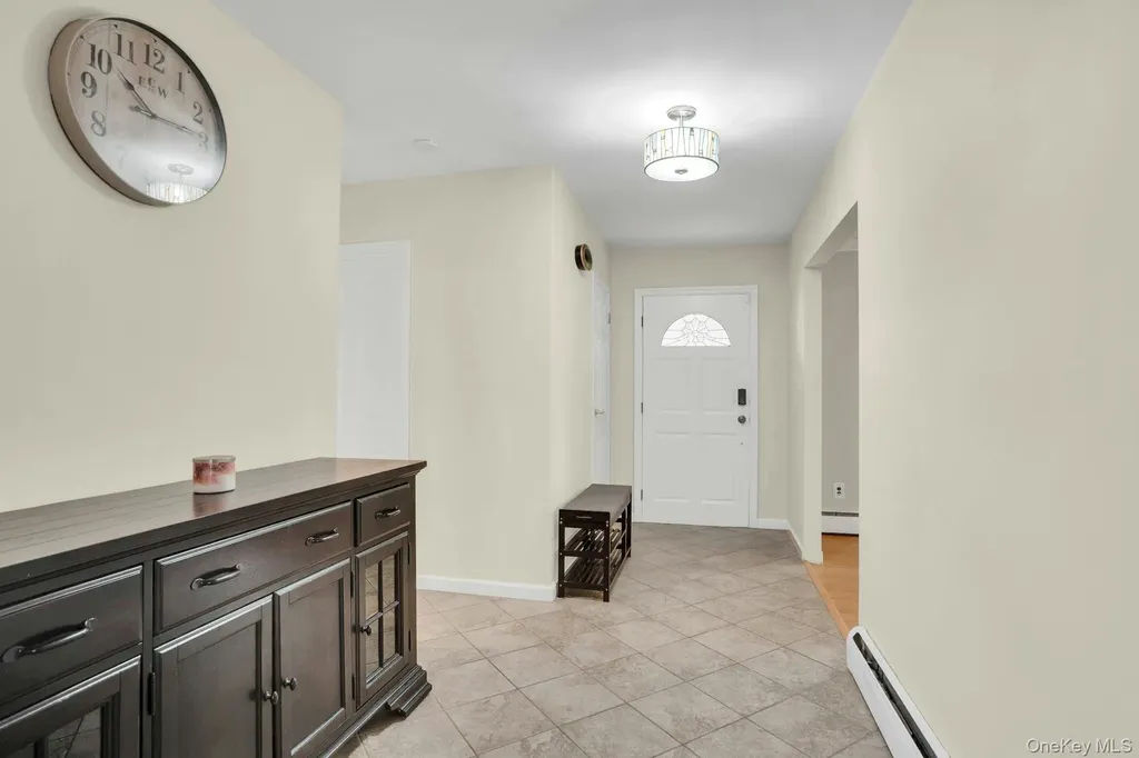 21 E Hill Drive Smithtown NY 11787
