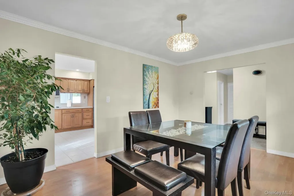 21 E Hill Drive Smithtown NY 11787