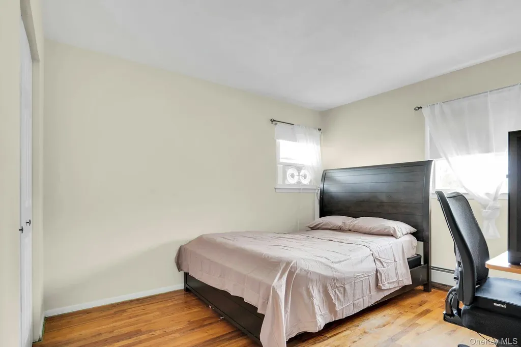 21 E Hill Drive Smithtown NY 11787