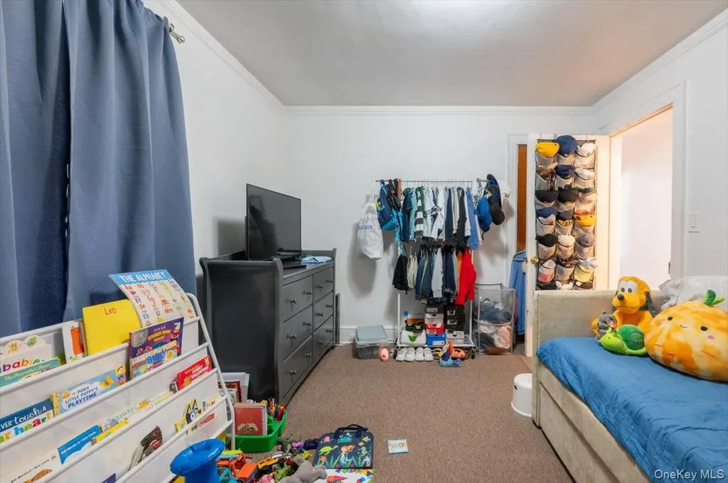 31 4th Street Glen Cove NY 11542
