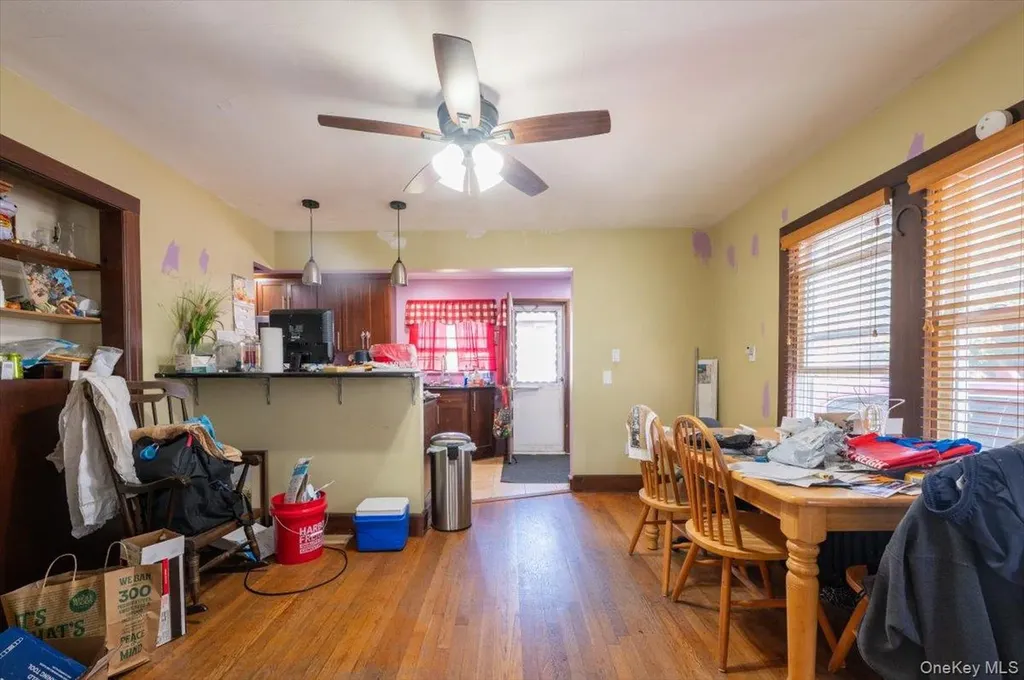 31 4th Street Glen Cove NY 11542
