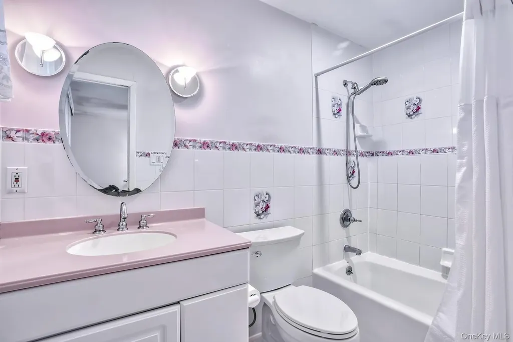 21 Briarcliff Drive Monsey NY 10952