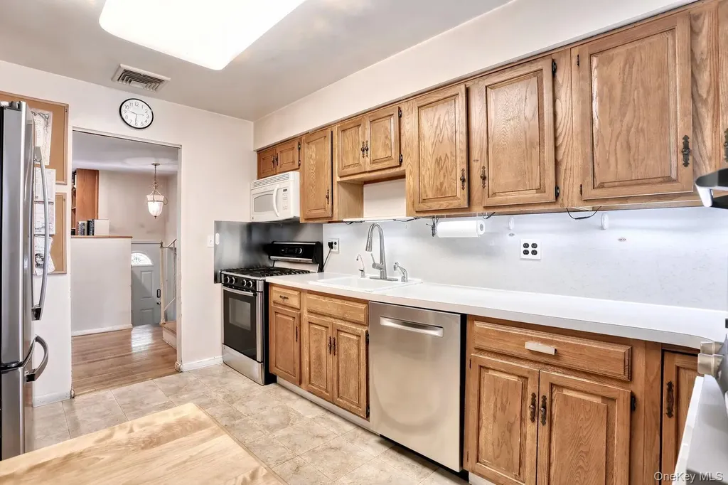 21 Briarcliff Drive Monsey NY 10952