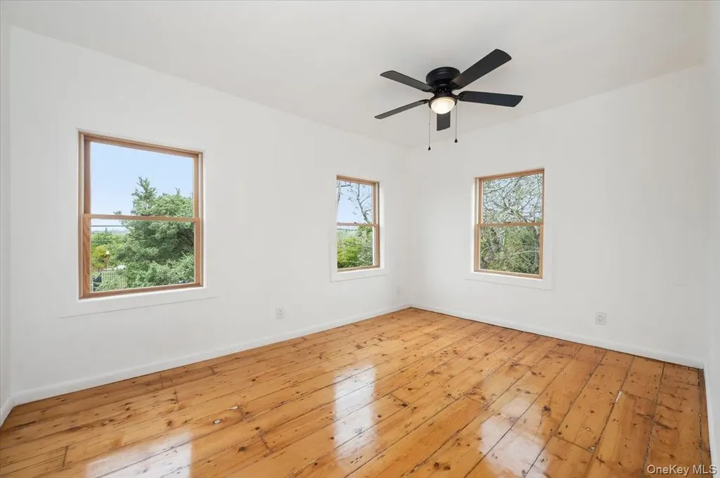 56 Oak Beach Road Oak Beach NY 11702
