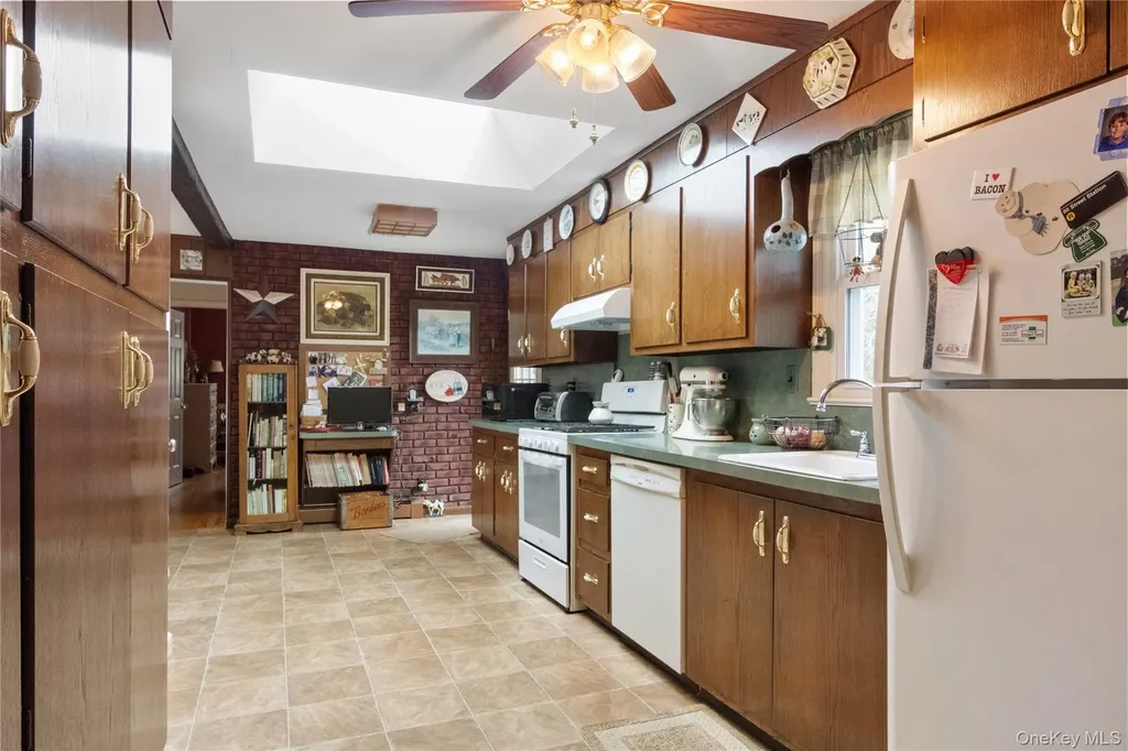 284 Ohaire Road Middletown NY 10941