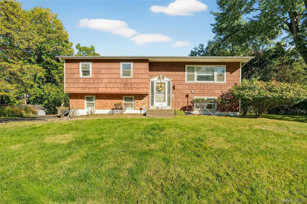 9 Oakwood Lane Thiells NY 10984