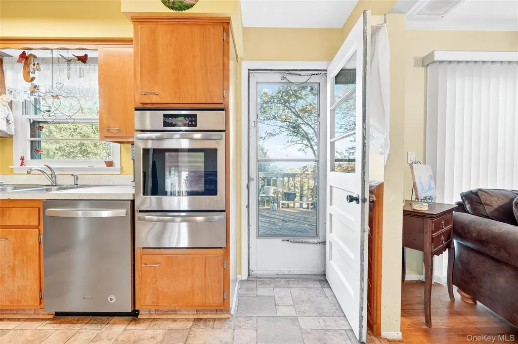 9 Oakwood Lane Thiells NY 10984