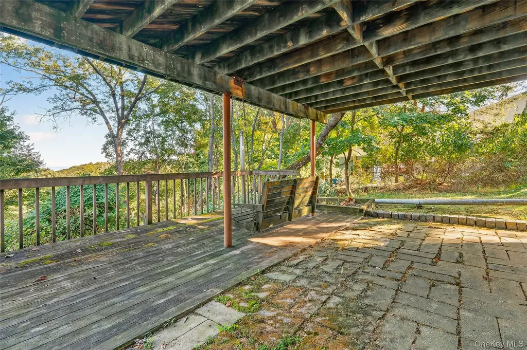9 Oakwood Lane Thiells NY 10984