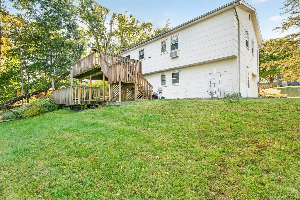 9 Oakwood Lane Thiells NY 10984
