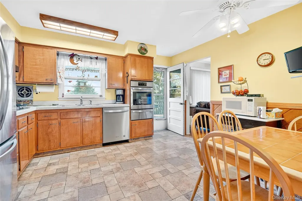 9 Oakwood Lane Thiells NY 10984