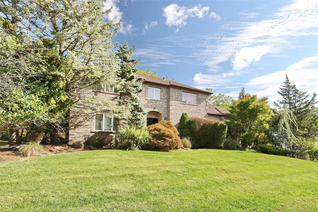 11 Golar Drive Monsey NY 10952