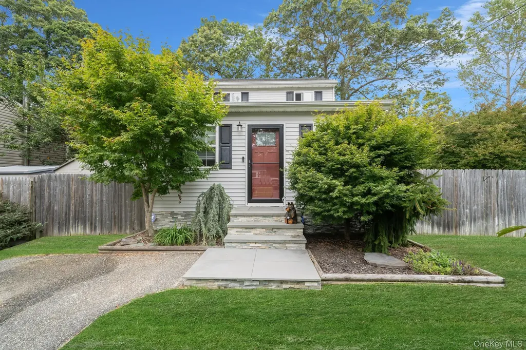 29 Wood Avenue Mastic NY 11950
