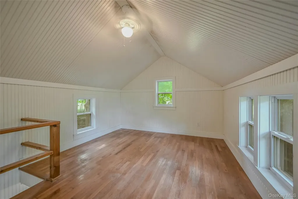 3680 Main Bayview Road Southold NY 11971