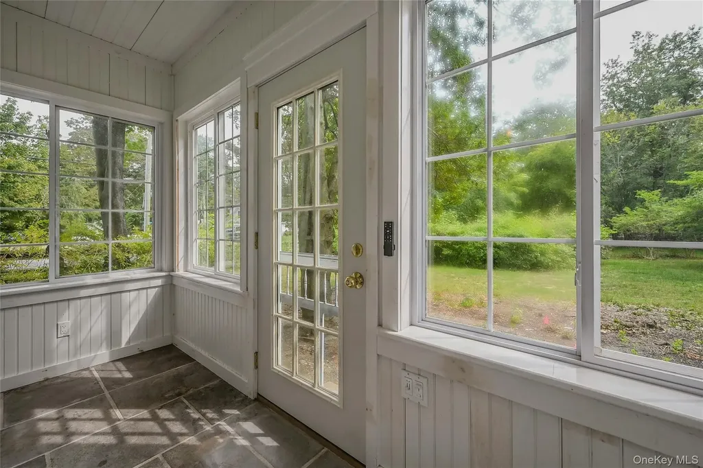 3680 Main Bayview Road Southold NY 11971