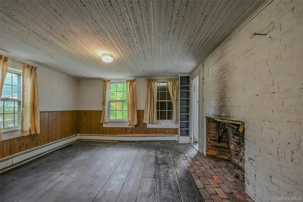 3680 Main Bayview Road Southold NY 11971
