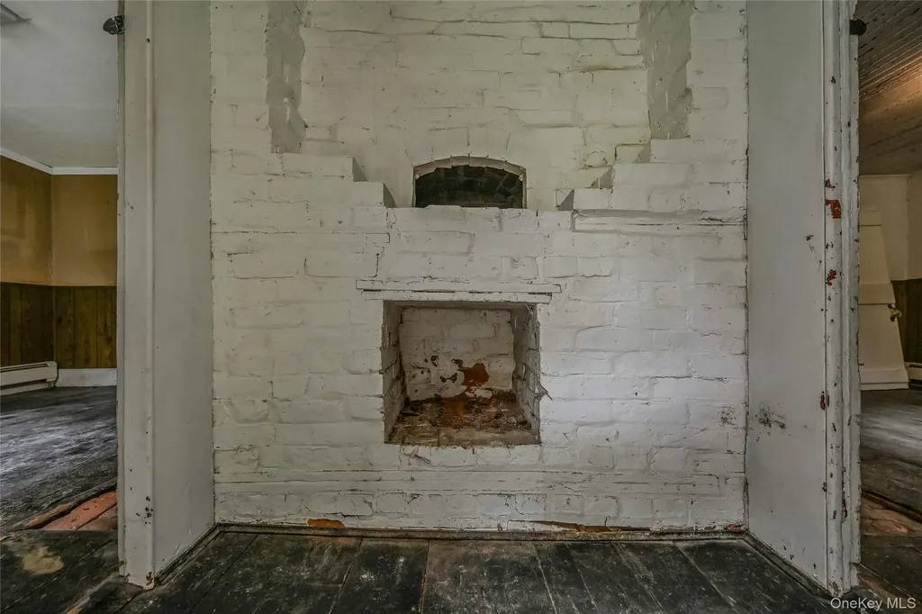 3680 Main Bayview Road Southold NY 11971