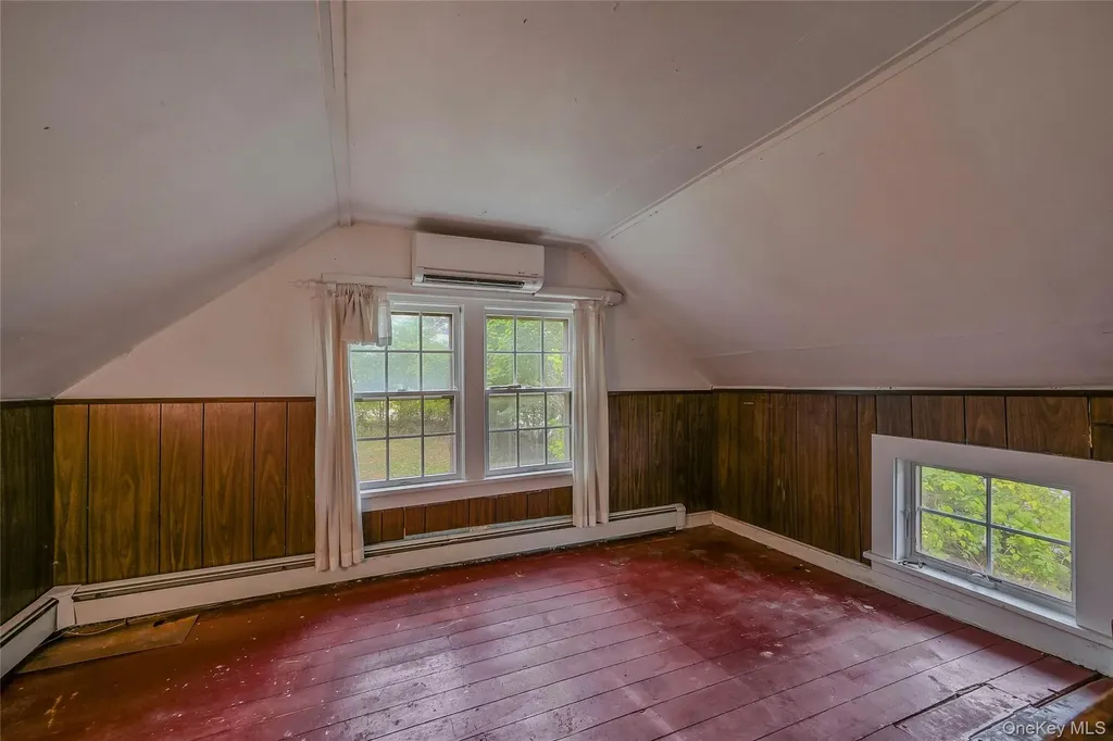 3680 Main Bayview Road Southold NY 11971