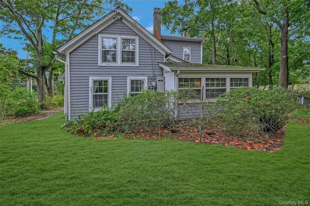 3680 Main Bayview Road Southold NY 11971