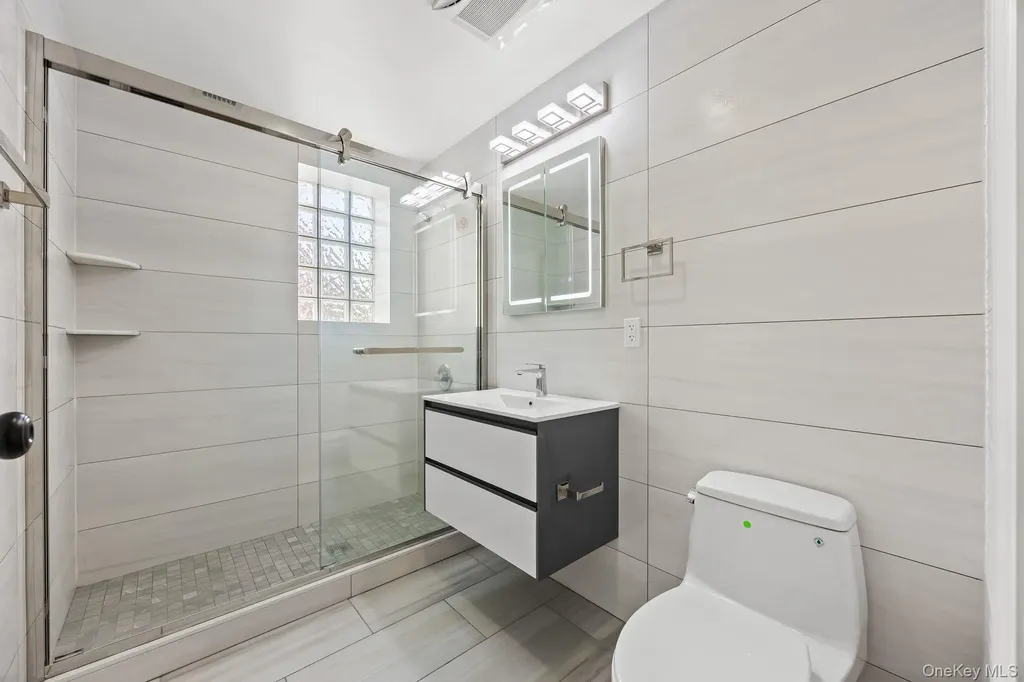 13225 41st Avenue Flushing NY 11355