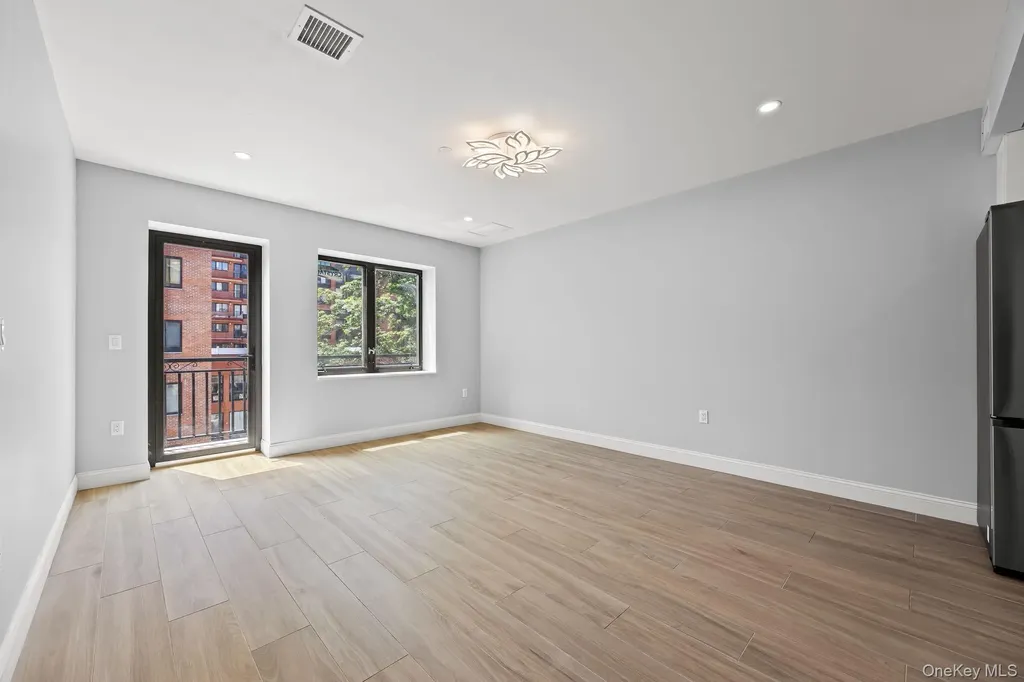 13225 41st Avenue Flushing NY 11355