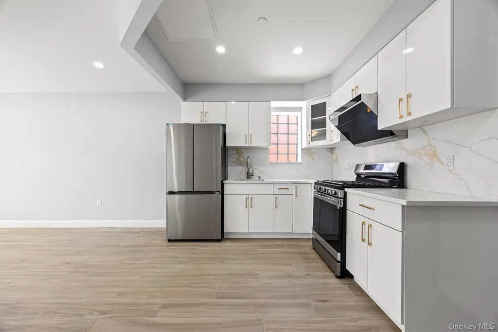 13225 41st Avenue Flushing NY 11355