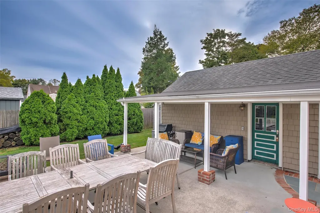 60 Everett Street Patchogue NY 11772