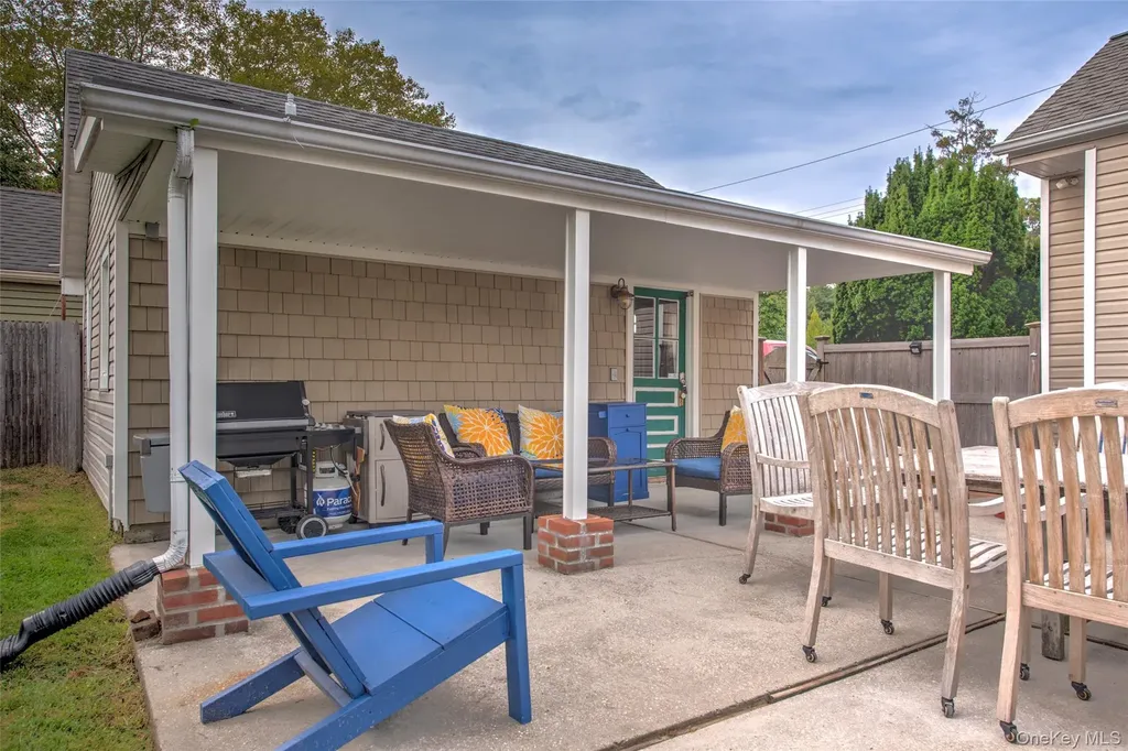 60 Everett Street Patchogue NY 11772