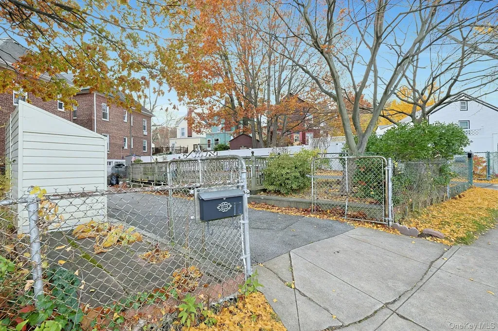 317 E 242nd Street Bronx NY 10470