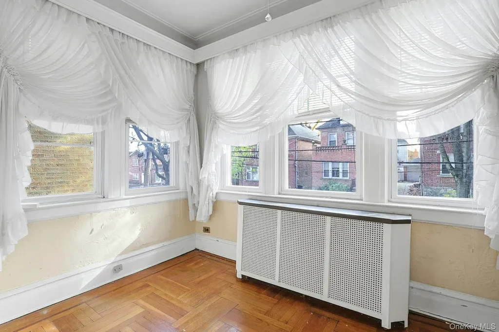 317 E 242nd Street Bronx NY 10470