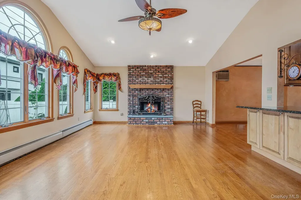 3676 Regent Lane Wantagh NY 11793