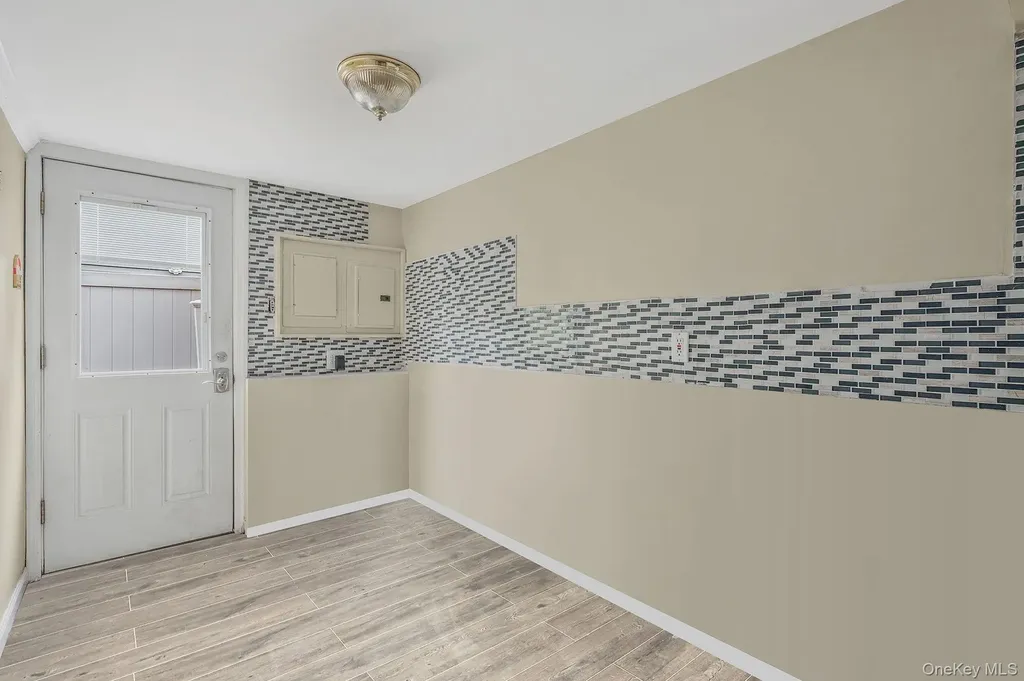 3676 Regent Lane Wantagh NY 11793