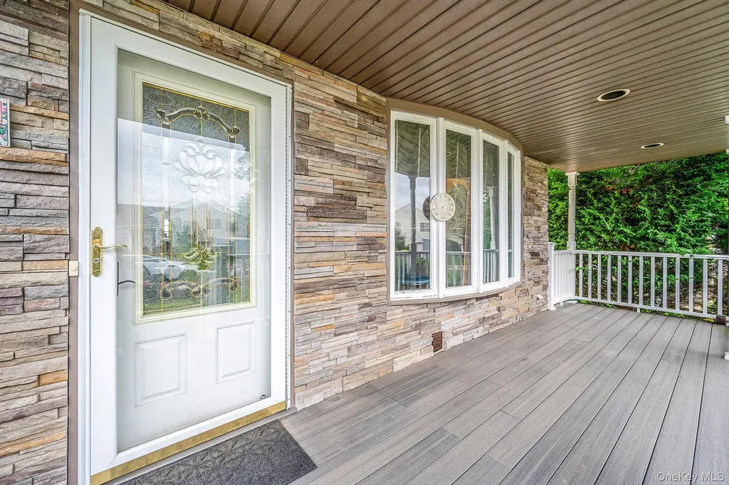 3676 Regent Lane Wantagh NY 11793