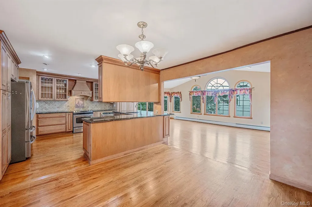 3676 Regent Lane Wantagh NY 11793