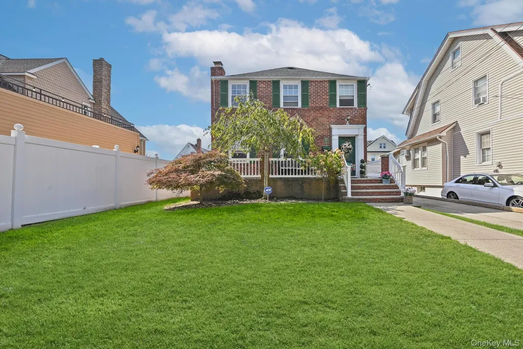 509 Beach 135th Street Belle Harbor NY 11694